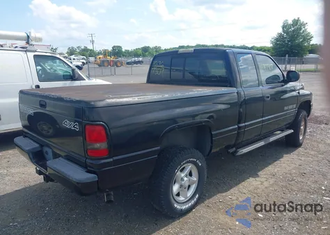 2000 Dodge Ram 1500 St из США, поврежденный, VIN 1B7HF13Z0YJ139939